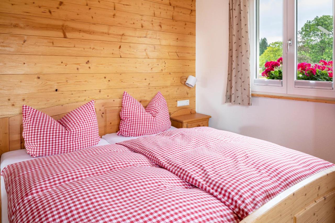 Gaestehaus Steiert Fewo Kuhbergblick เลนซ์เคียร์ช ภายนอก รูปภาพ